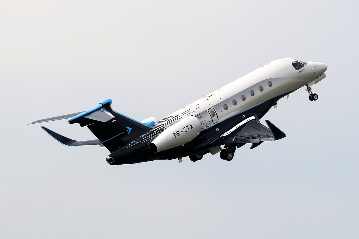 Embraer предложит подключение Starlink для бизнес-джетов Praetor
