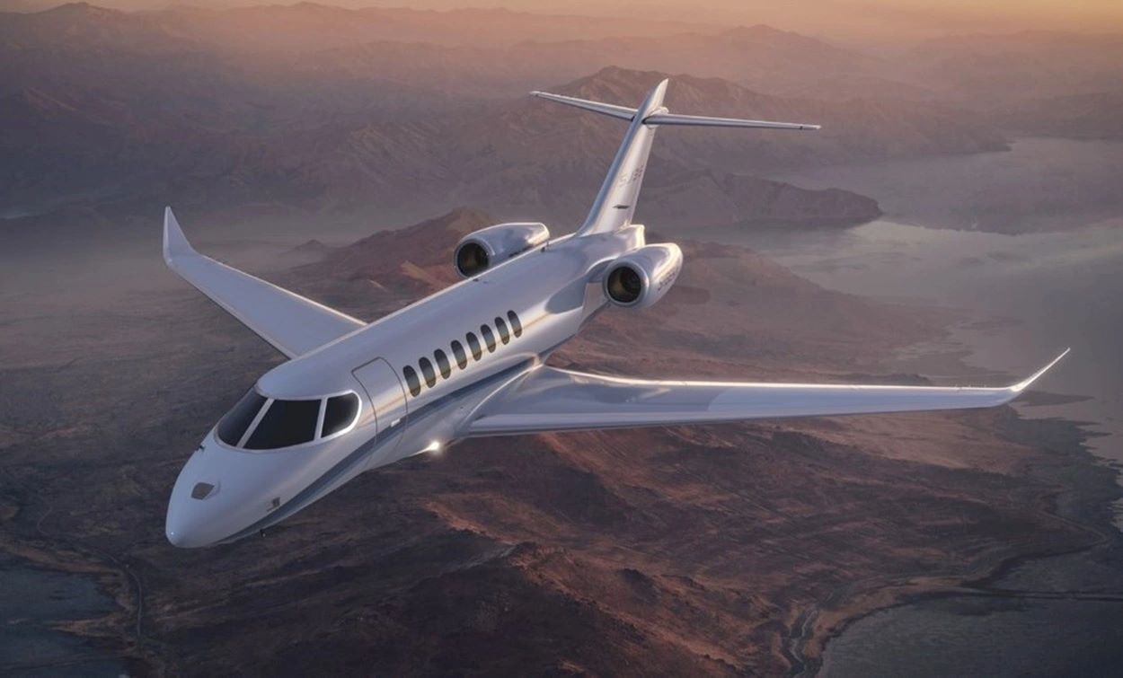 SyberJet Aircraft представит 19 октября макет самолёта SJ36 