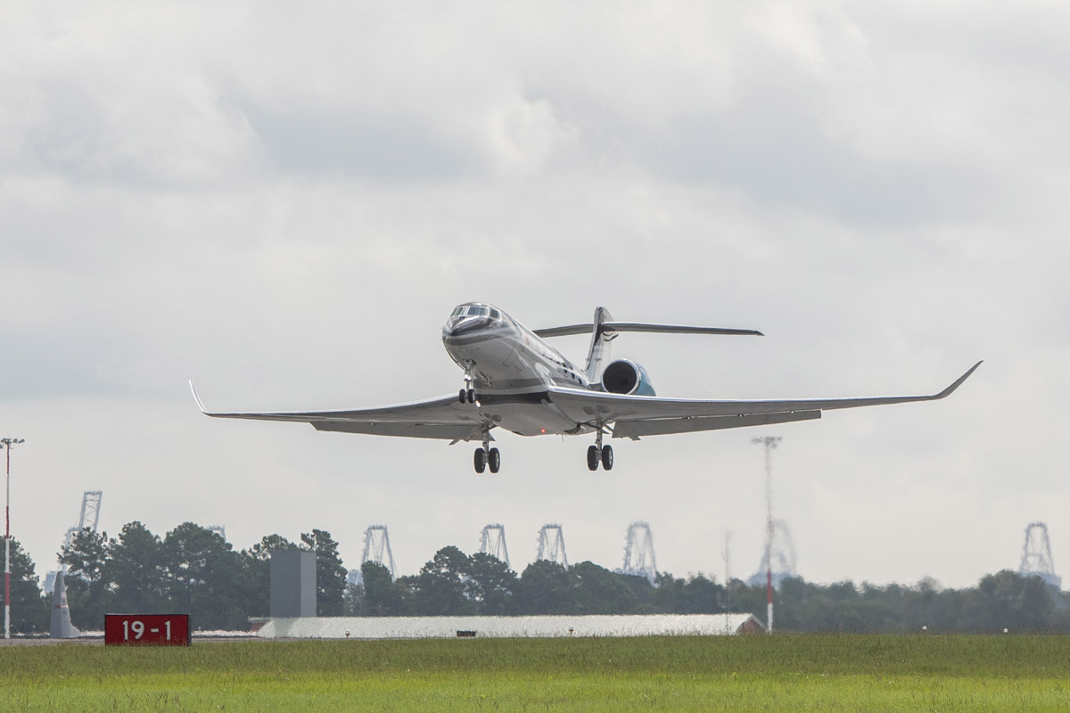 В полет отправился второй опытный Gulfstream G800