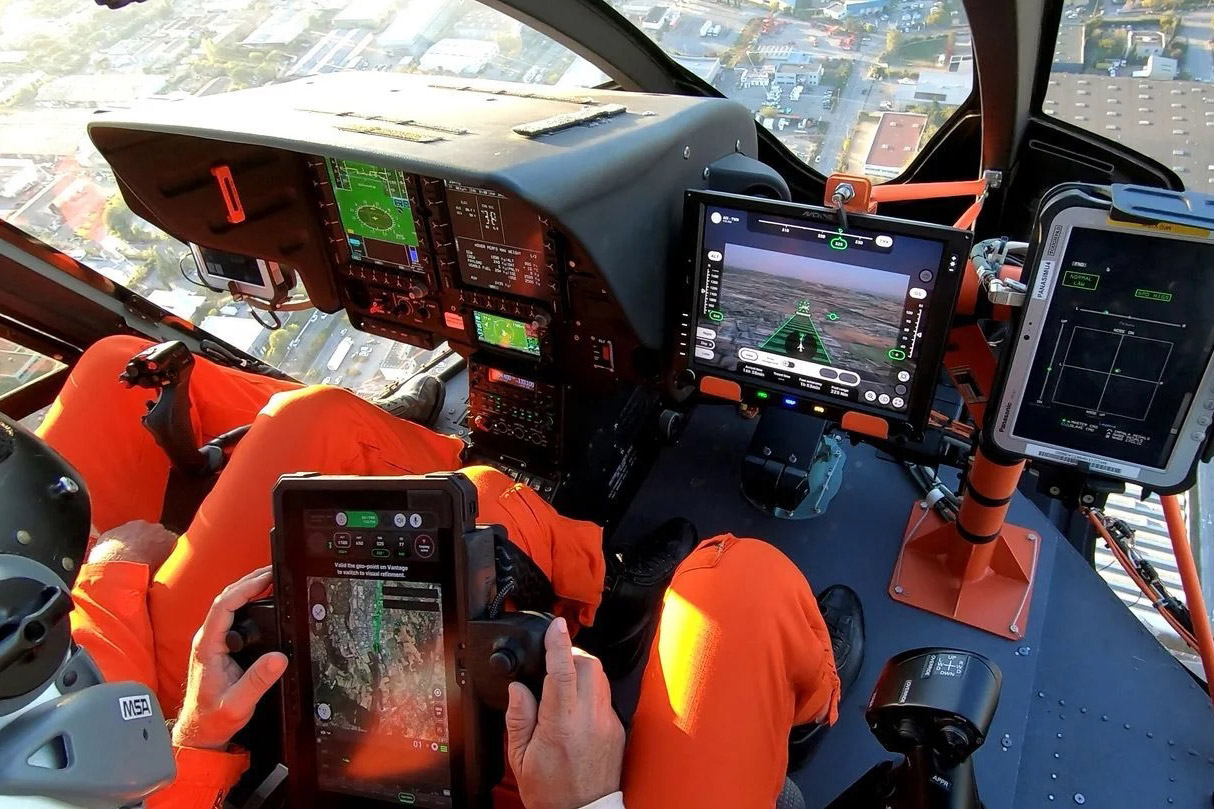 Airbus тестирует полностью автоматизированный вертолет с управлением через планшет