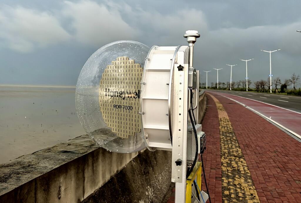 Honeywell превратила бортовой радар в наземную метеостанцию