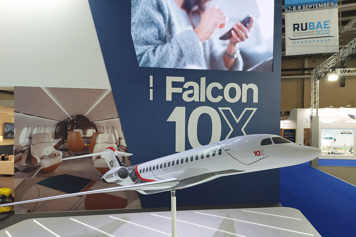 Dassault  Falcon 8X,    - 6X  10 X   RUBAE 2021