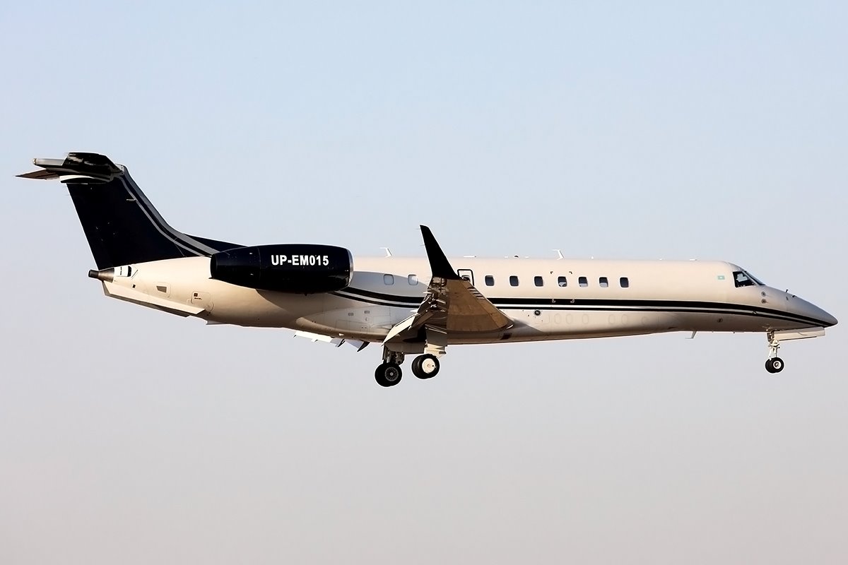 Казахстанская «Евро-Азия Эйр» сменила владельца и название