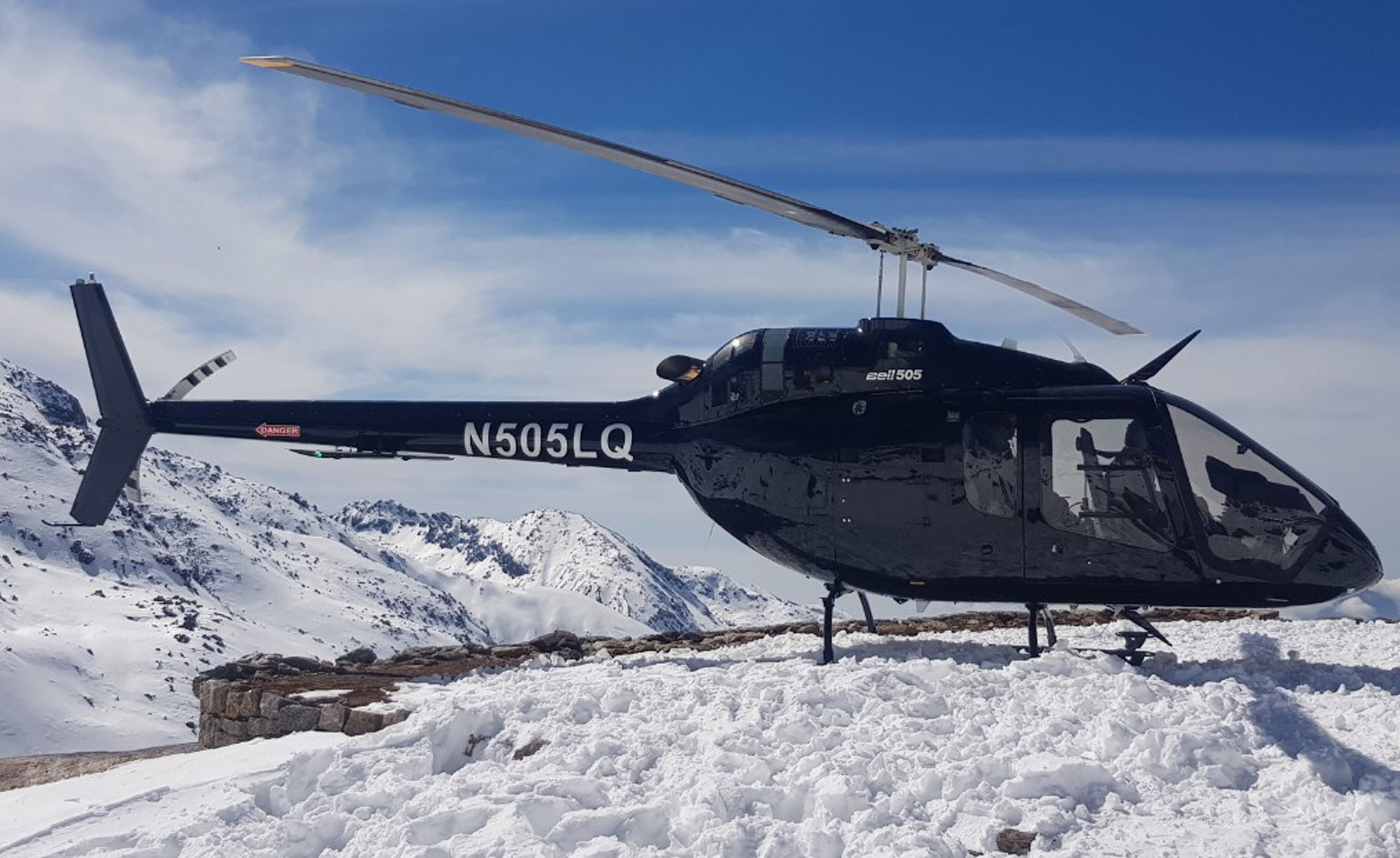 Bell 505 Jet Ranger X долетел до Непала