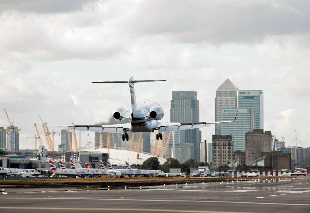 Gulfstream G280  