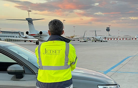 ExecuJet    Jetset     