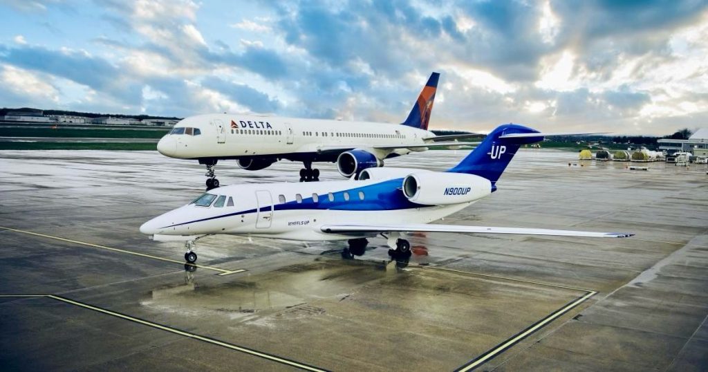 Владелец NetJets увеличил долю в Delta Air Lines – компании, поддерживающей Wheels Up