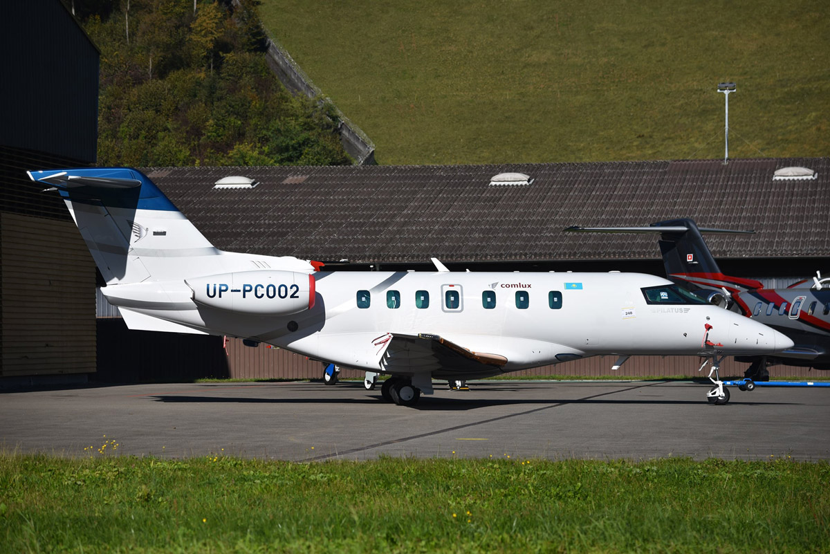  : omlux KZ    Pilatus PC-24