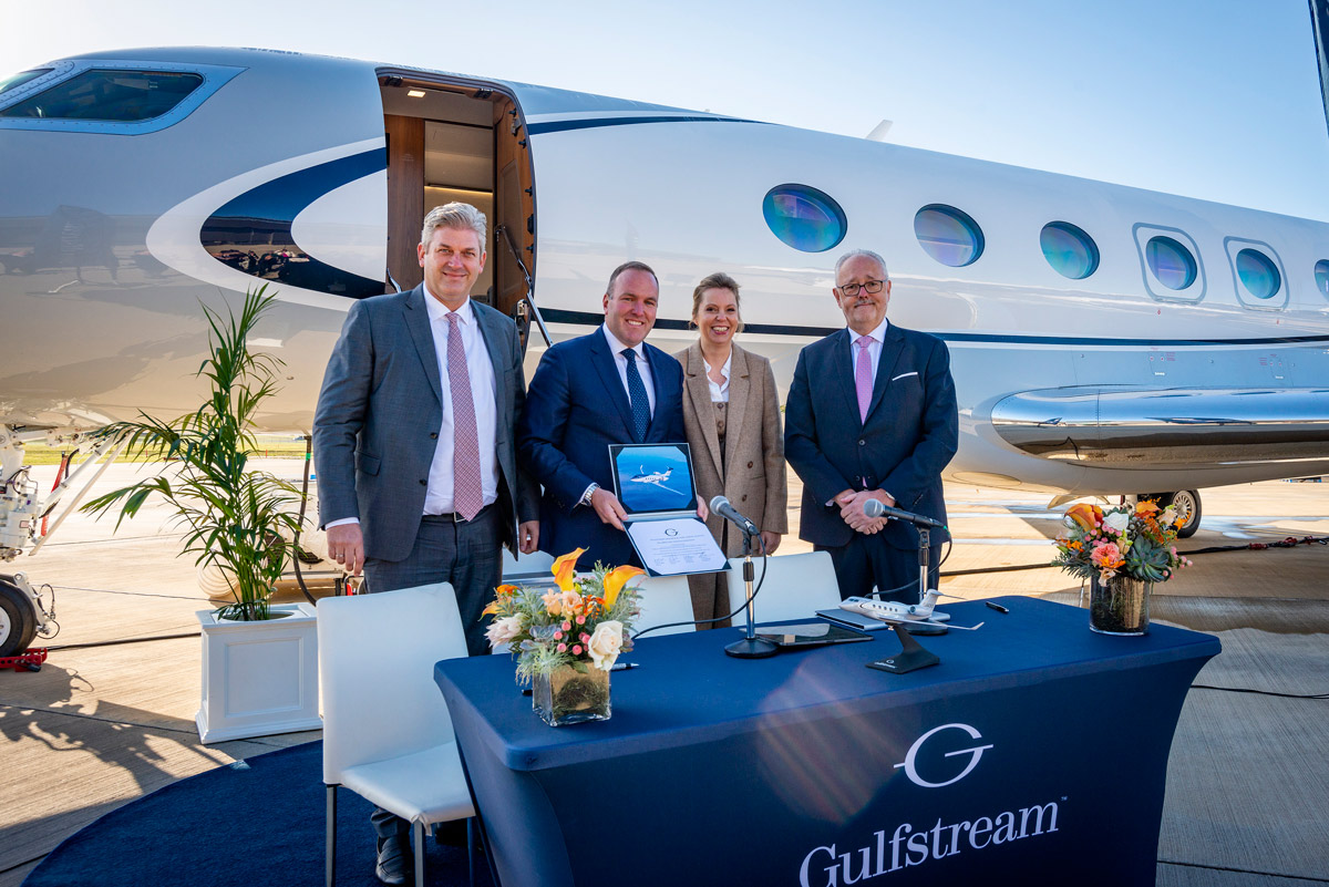 DC Aviation    Gulfstream G400  