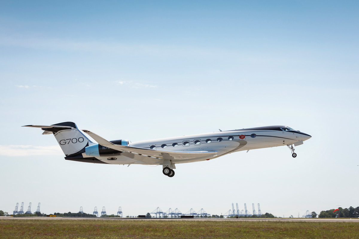 Gulfstream накапливает серийные G700 в преддверии сертификации