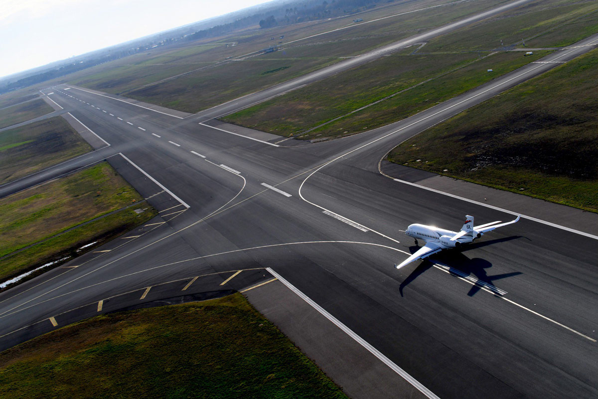 Dassault      Falcon 6X