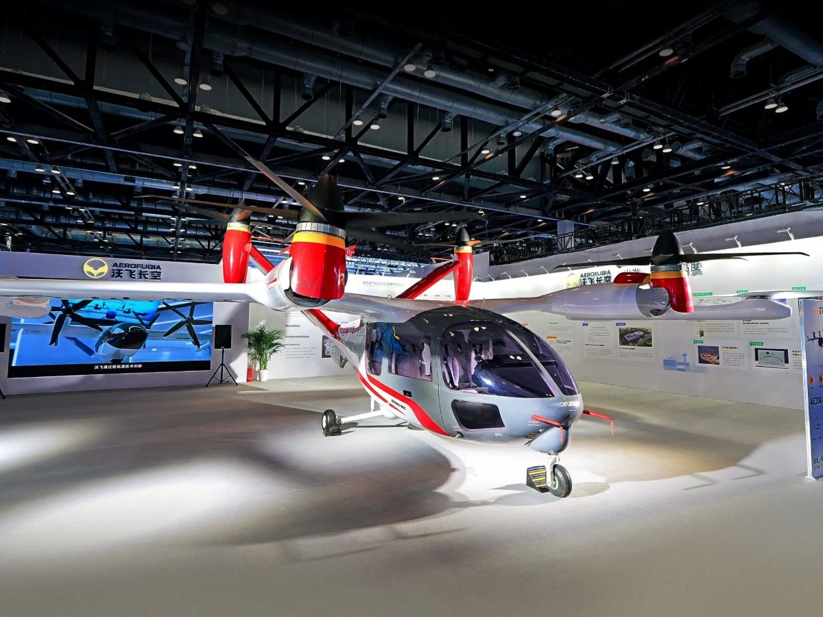 Китайская Aerofugia представила на выставке Aero Asia свой eVTOL AE200 