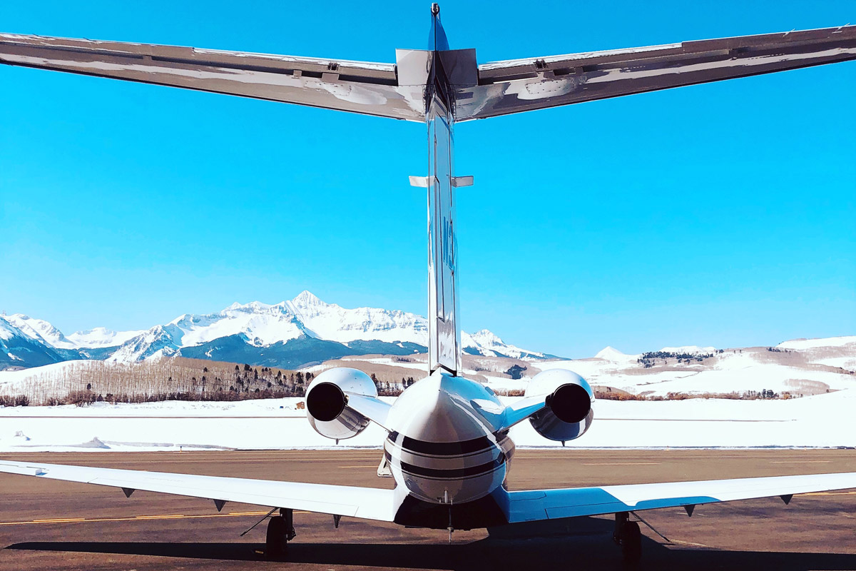 FAA продлевает срок регистрации самолетов до семи лет