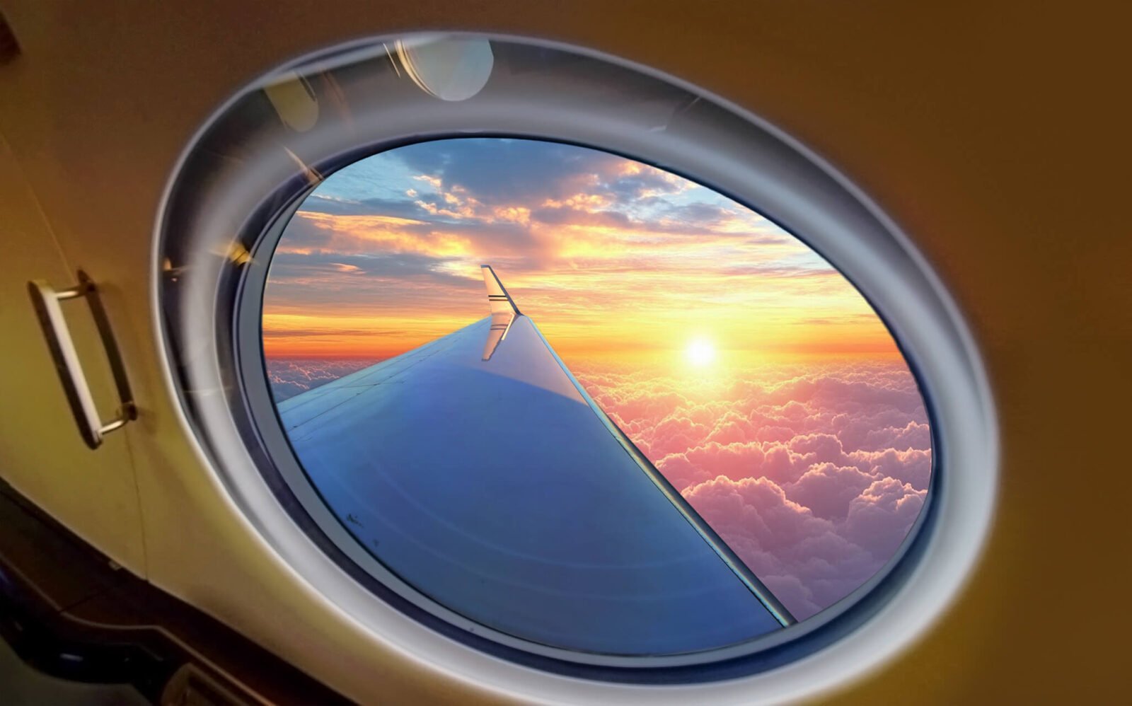 PrivateJet.com запускает чартерного брокера с ИИ