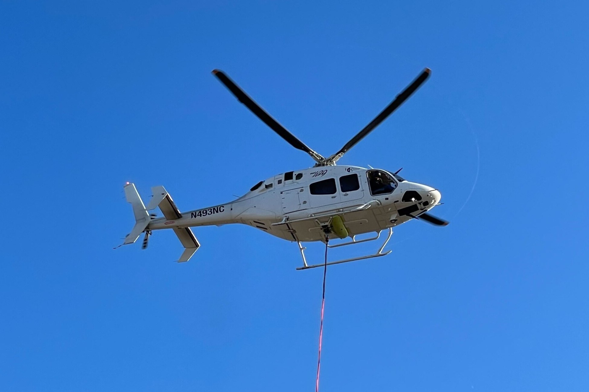 Bell 429 получил грузовой двойной крюк