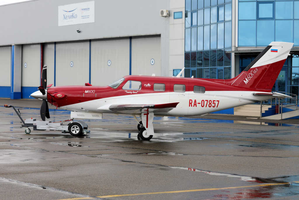      Piper M600 SLS