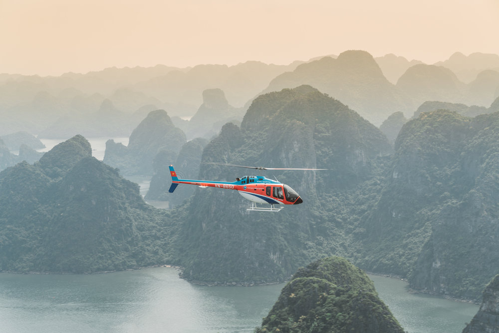 Вьетнам приостанавливает все вертолетные туры после катастрофы