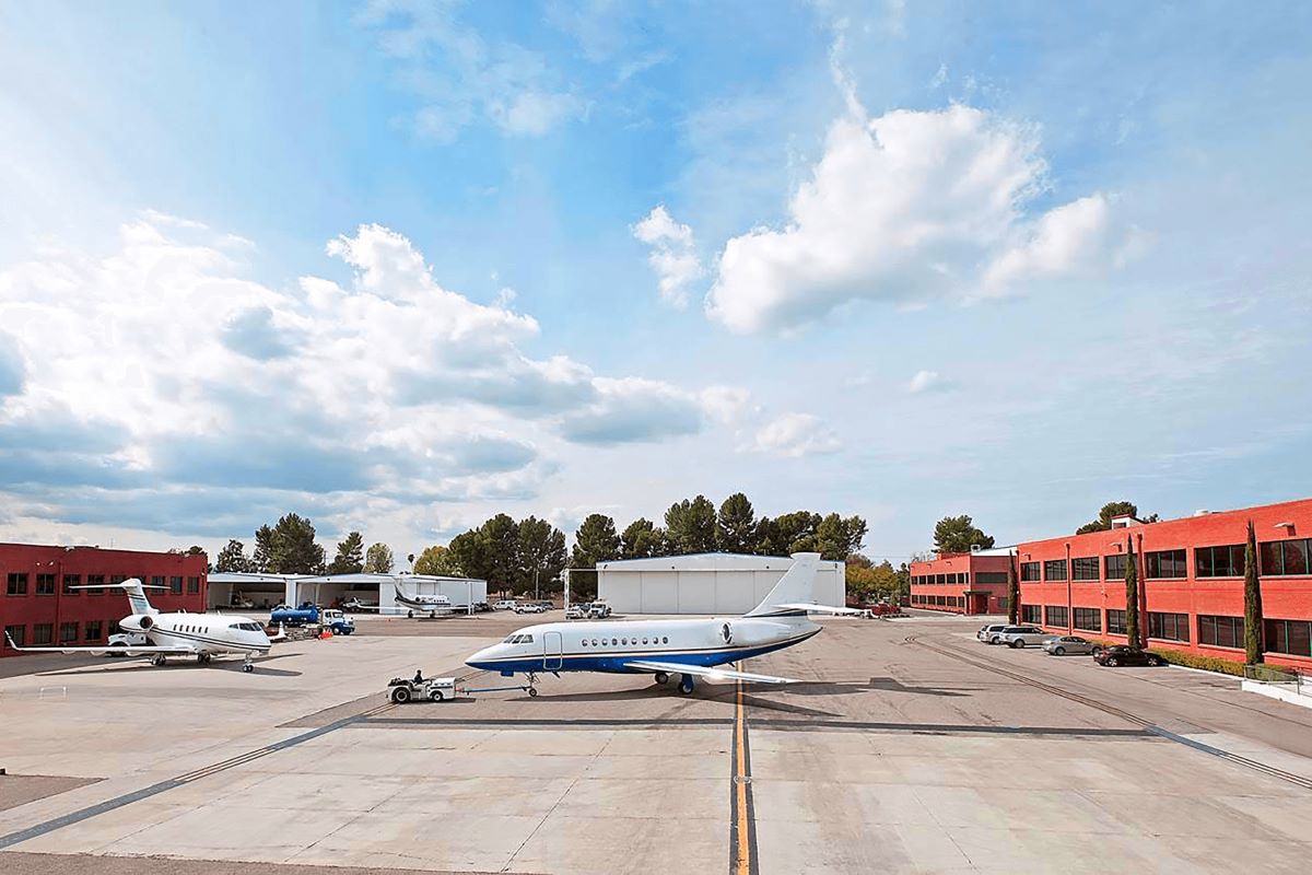 Signature Aviation приобретает FBO компании Castle & Cooke Aviation в аэропорту Ван-Найс