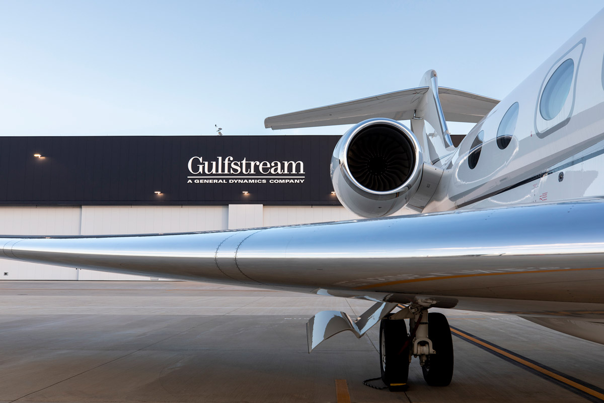 Gulfstream    G300